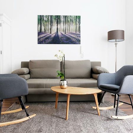 Droy By Rockchair Apartments L Superhost Status L 2 Bedroom Boxspringbeds Next To Center "Kurfuerstendamm" - Cozy Family & Business Flair Welcomes You! برلين المظهر الخارجي الصورة