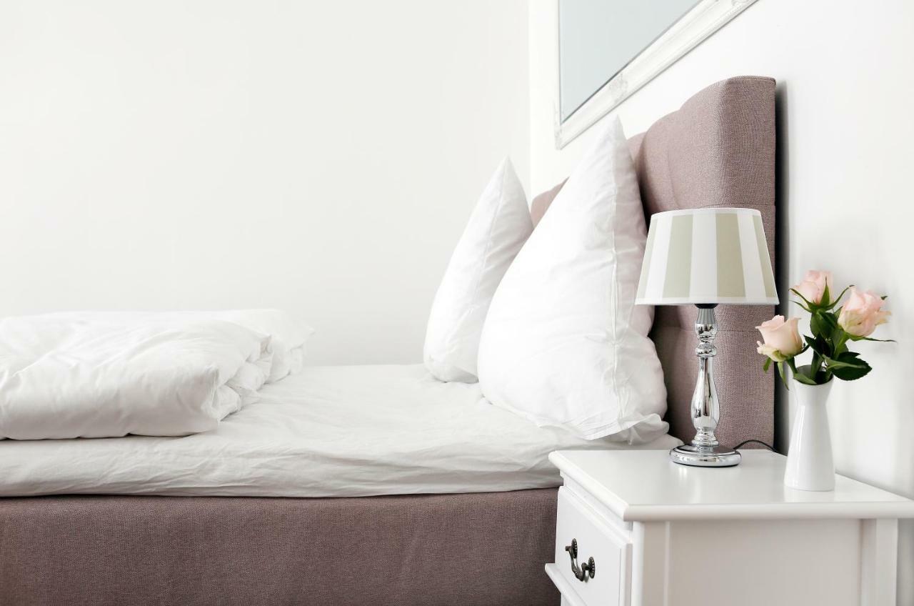 Droy By Rockchair Apartments L Superhost Status L 2 Bedroom Boxspringbeds Next To Center "Kurfuerstendamm" - Cozy Family & Business Flair Welcomes You! برلين المظهر الخارجي الصورة